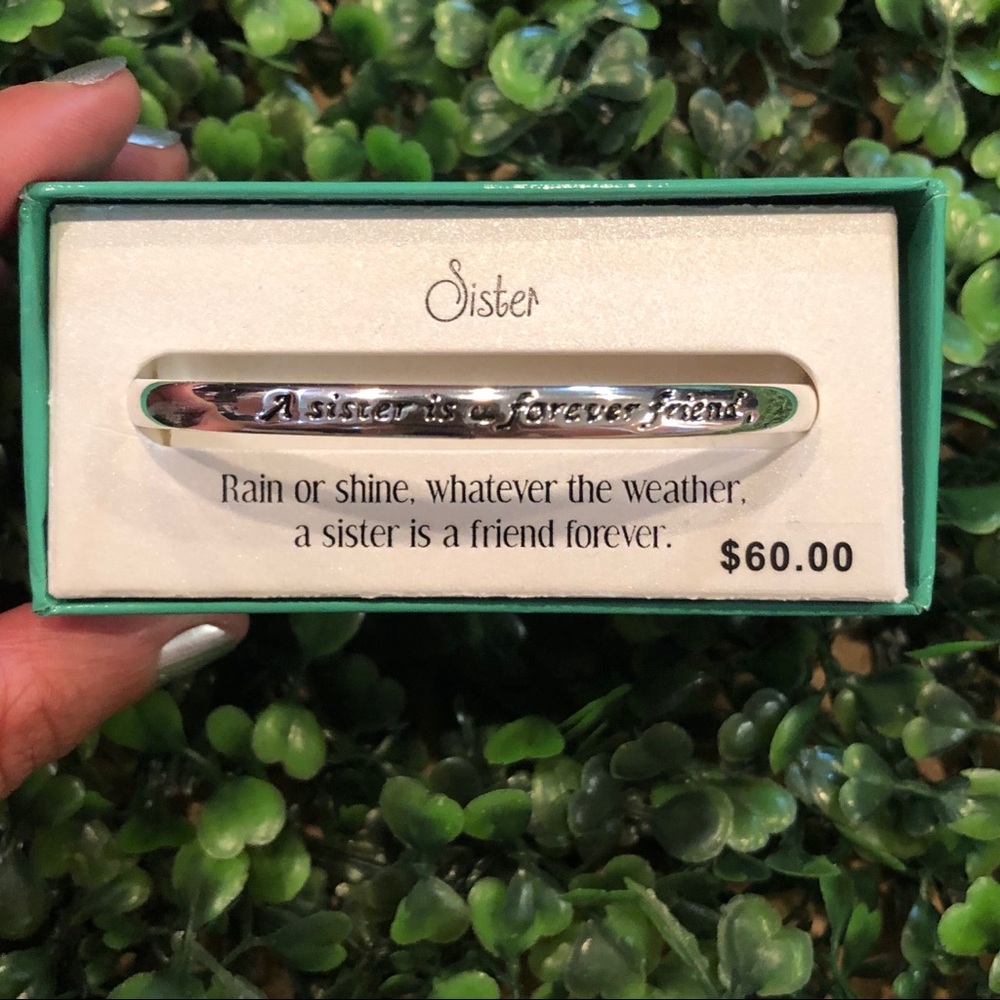 *NWT*Sister Bangle Bracelet